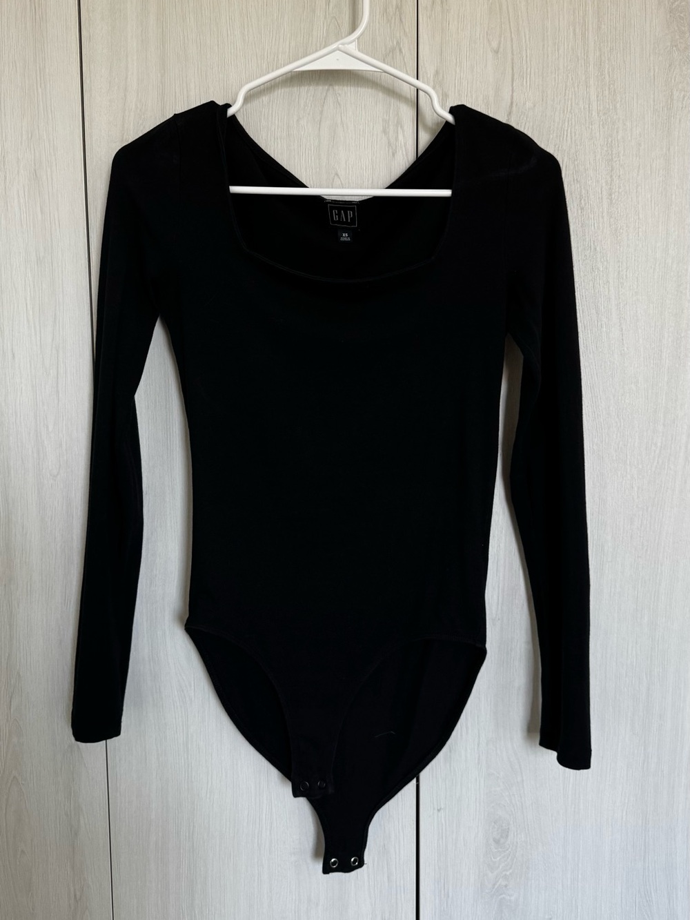 GAP Black Long Sleeve Scoop Neck Bodysuit